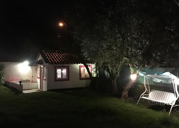 Alpehytte Lisbon Cozy House W/garden And Pool Valejas
