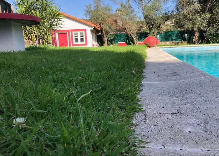 Lisbon Cozy House W/garden And Pool Valejas